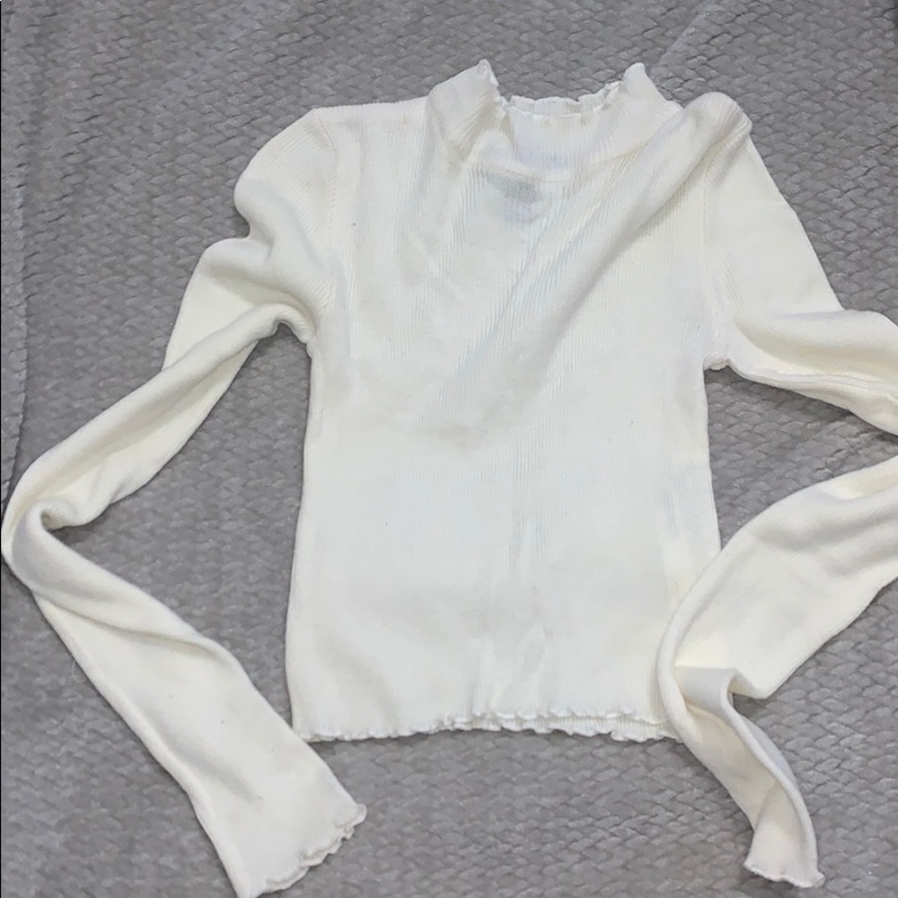 FOREVER 21 Turtle neck crop top
